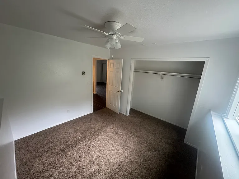 2914 Straus Ln #D — Photo 4
