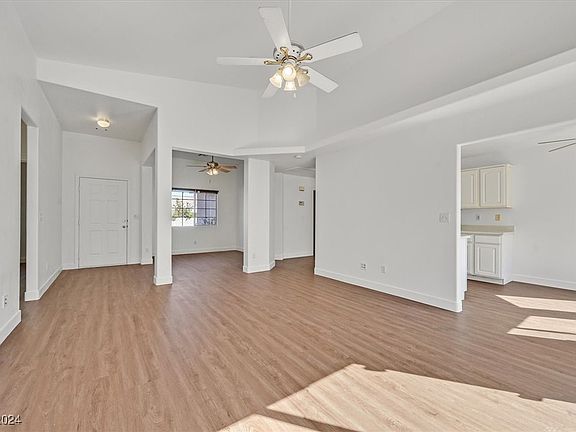 4th image of 4330 Scarlet Vista Ct