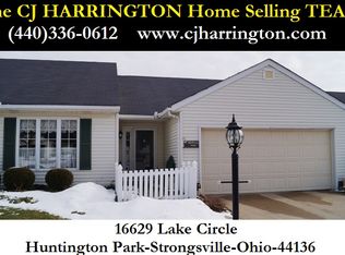 16629 Lake Circle Dr, Strongsville, OH 44136