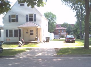 919 Emerald St, Madison, WI 53715