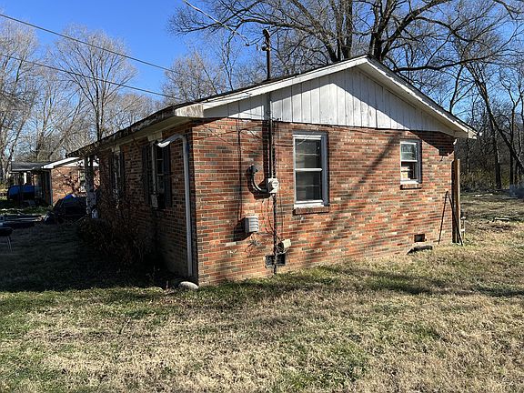 2nd image of 111 Green Meadow Dr
