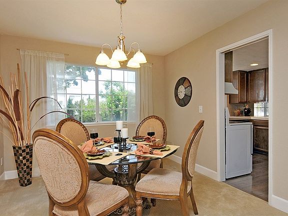 3rd image of 3533 Pinnacle Ct