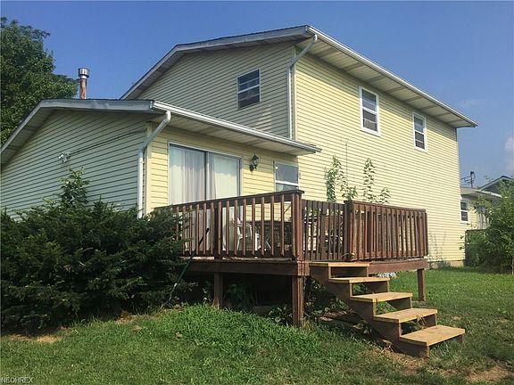 3rd image of 1861 Cloveridge Dr