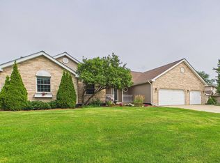 9260 Elm Ave, Mokena, IL 60448