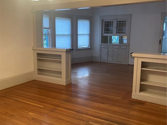 3rd image of 414 25th St