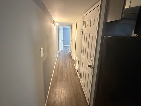 3rd image of 37 Metcalfe St #2