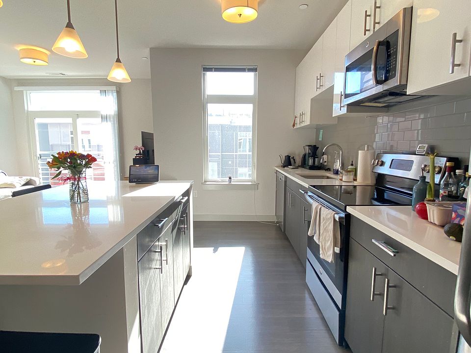 1st image of 99 Tremont St #316