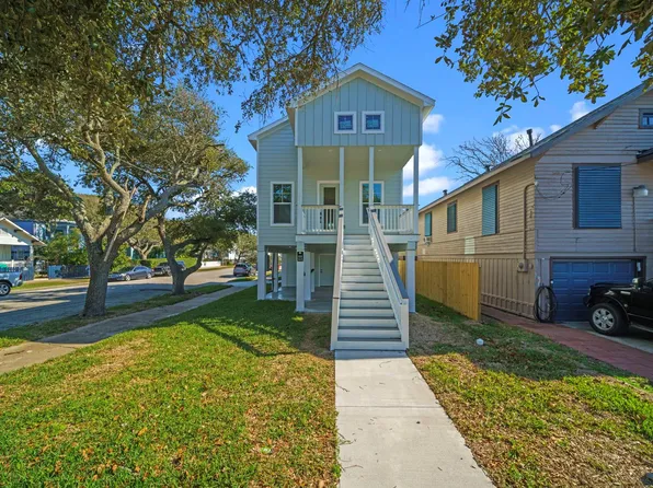 2202 31st St, Galveston, TX 77550