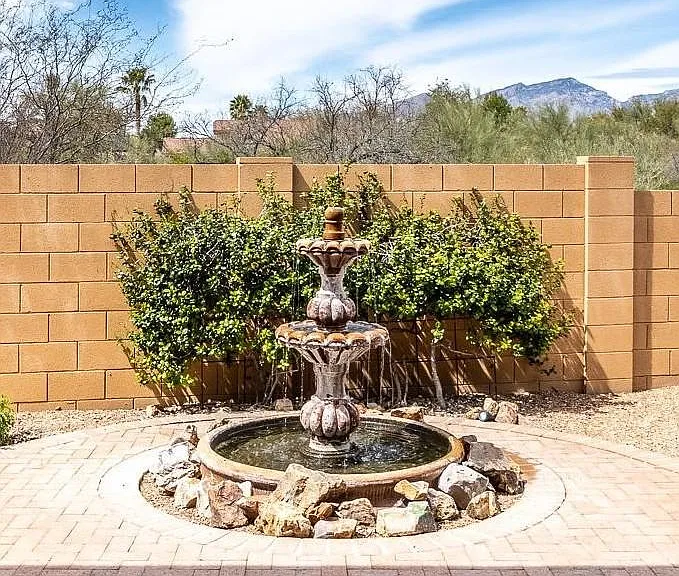 1323 N Golden Palomino Pl — Photo 14