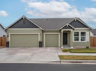 233 NW Double Eagle Ave, Madras, OR 97741