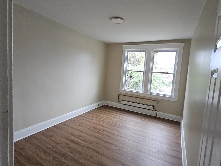 3033 Mayfield Ave #2 — Photo 1