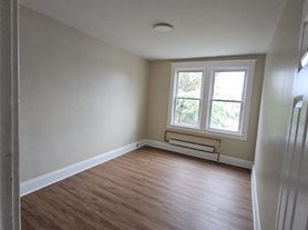 3033 Mayfield Ave, Baltimore, MD