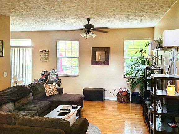 3rd image of 3858 Elter Ln