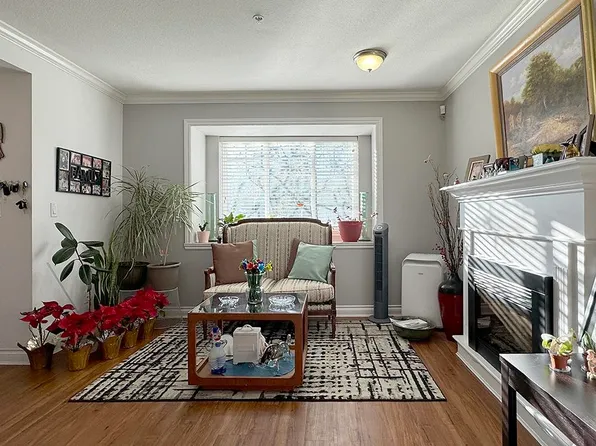 11255 132nd St #39, Surrey, BC V3R 4R3