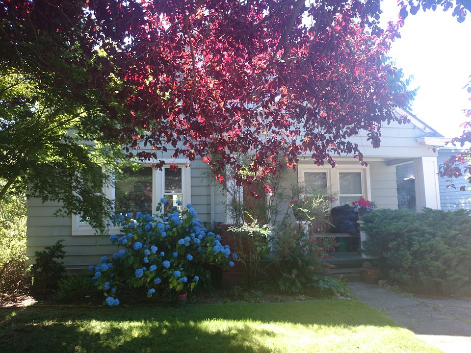 2nd image of 6021 5th Ave NW