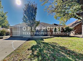 3920 Winston Dr, Denton, TX 76210