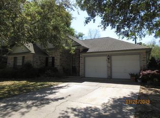 3822 Misty Ridge Dr, Humble, TX 77396