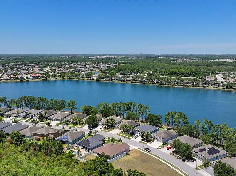 2217 Crosston Cir — Photo 30