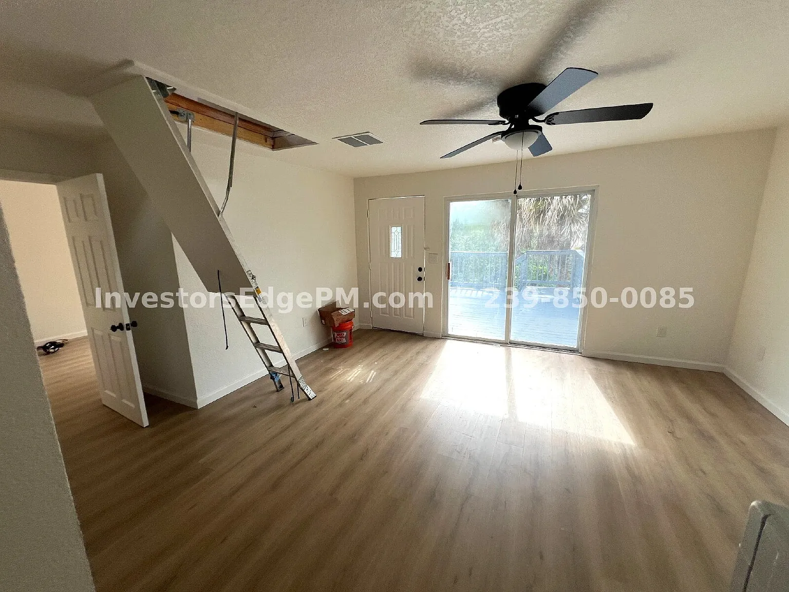 2 bed, 1.0 bath, 728 sqft, $1,200 — Photo 3