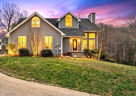 3rd image of 2301 Bearden Rd