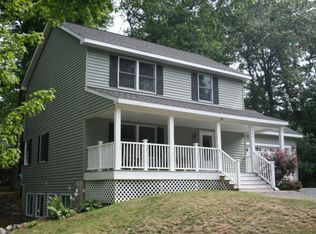 935 E 6th St, Pentwater, MI 49449