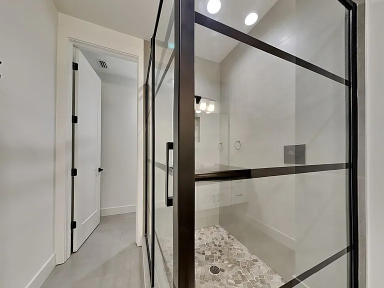 6902 S Macdill Ave #1 — Photo 33