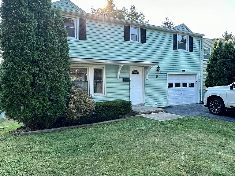 60 Walnut Park — Photo 15