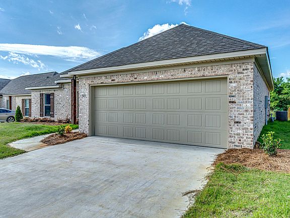 4th image of 523 Birchwood Blvd