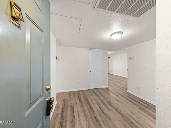 2555 Clear Acre Ln, Reno, NV 89512