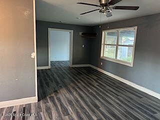 2nd image of 2100 Leewood Blvd