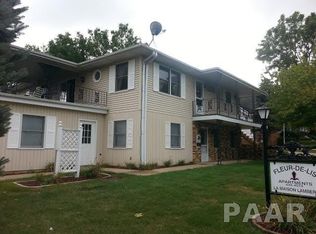 201 S Market St, Washington, IL 61571