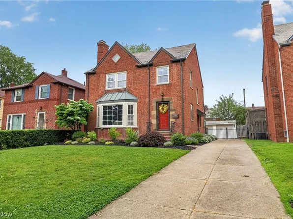 3849 Bethany Rd, University Heights, OH 44118