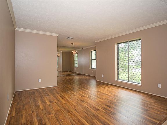 4th image of 15710 Mesa Gardens Dr