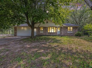 8700 Whittall St NE, Rockford, MI 49341