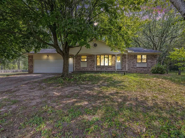 8700 Whittall St NE, Rockford, MI 49341