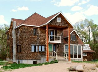 46718 315th St, Vermillion, SD 57069