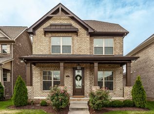 996 Paddock Park Cir, Gallatin, TN 37066