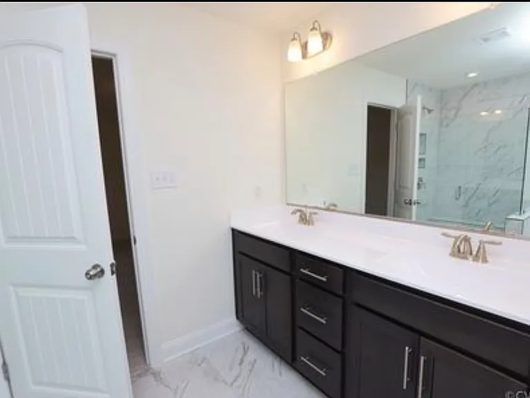 3502 Macallan — Photo 13
