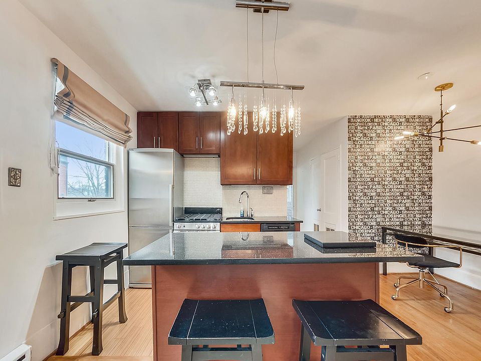1st image of 4595 Macarthur Blvd NW APT 3