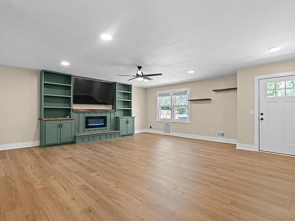 5th image of 159 E Idlewood Cir