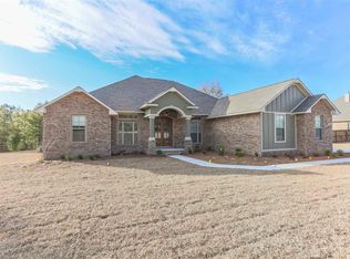 2274 Phylis Rae Dr, Pace, FL 32571