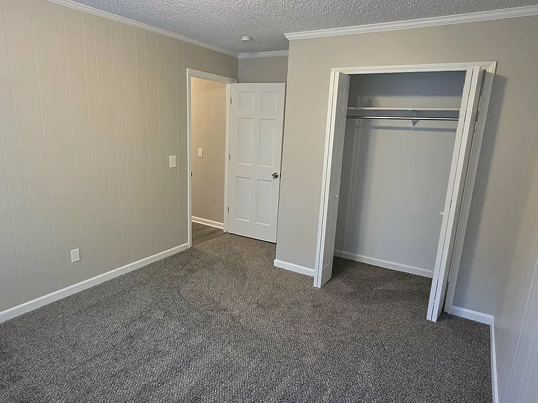 Peachland Dr — Photo 11