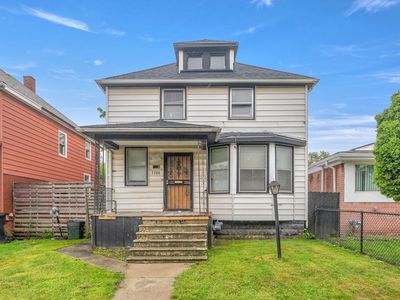 7708 E Canfield St, Detroit, MI, 48214