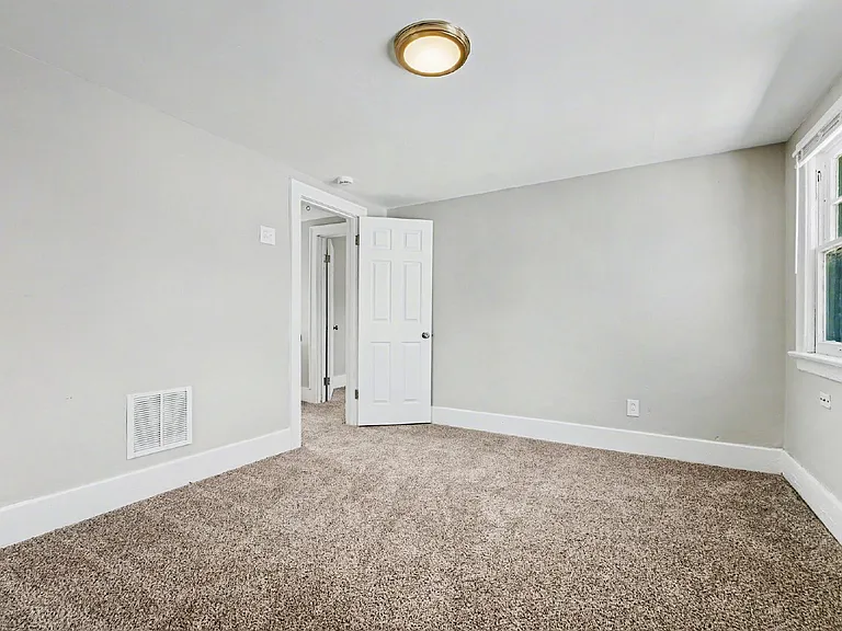 15818 Westbrook St — Photo 19