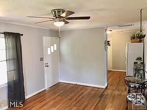 4th image of 1145 Lavender Rd