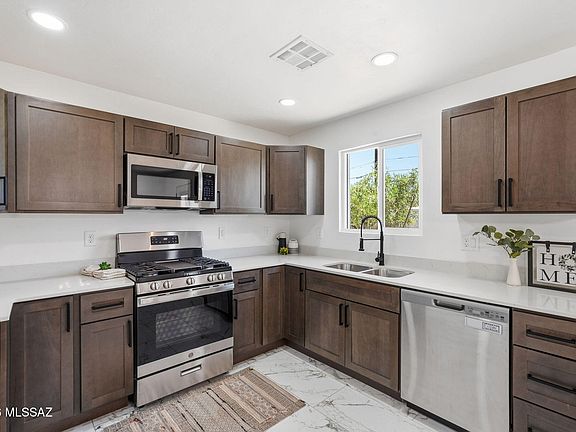 2nd image of 741 W Calle Castile