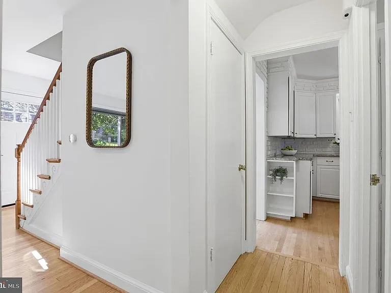 2826 W George Mason Rd — Photo 19