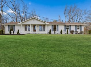1405 Lipscomb Dr, Brentwood, TN 37027