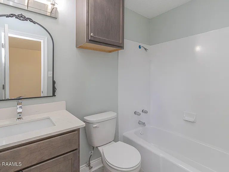 122 Pebble Beach Dr — Photo 12