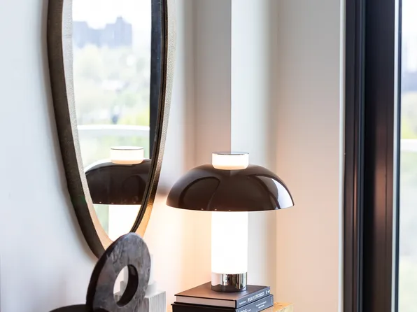 240 Willoughby Street image 19 of 24